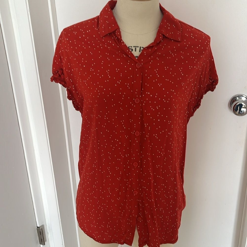 Beachlunchlounge Red Blouse with White Stars - Picture 2 of 5